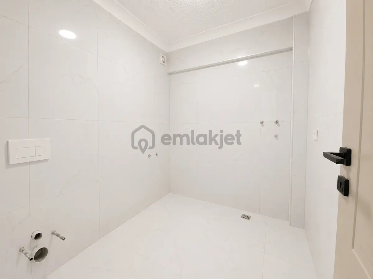 Umas Solutıon'dan Site İçinde - Denize Yürüme Mesafesi 3+1 Villa - 25