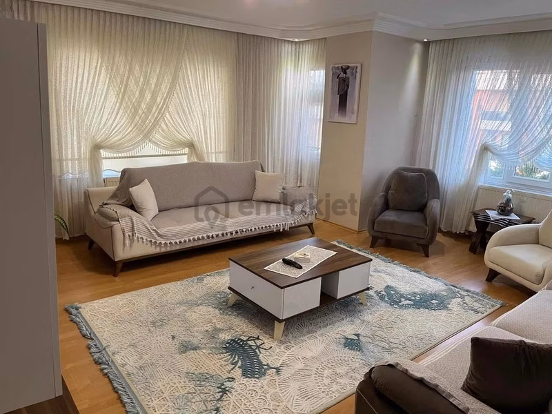 3+1 3. Kat Masrafsız 145 M2 Daire