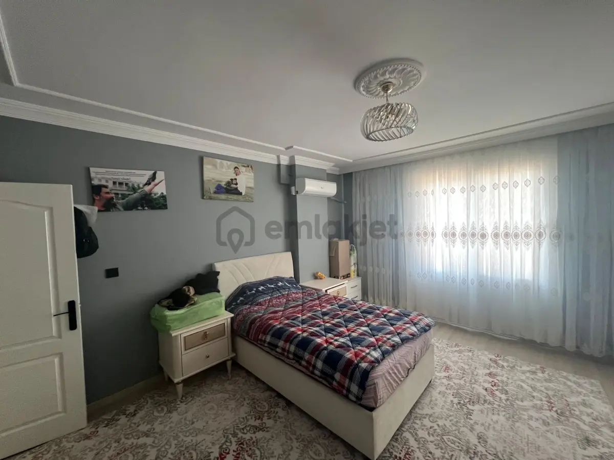 Prestij'den Yalınayak'ta Cadde Üzeri Asansörlü 2+1 Daire - 12