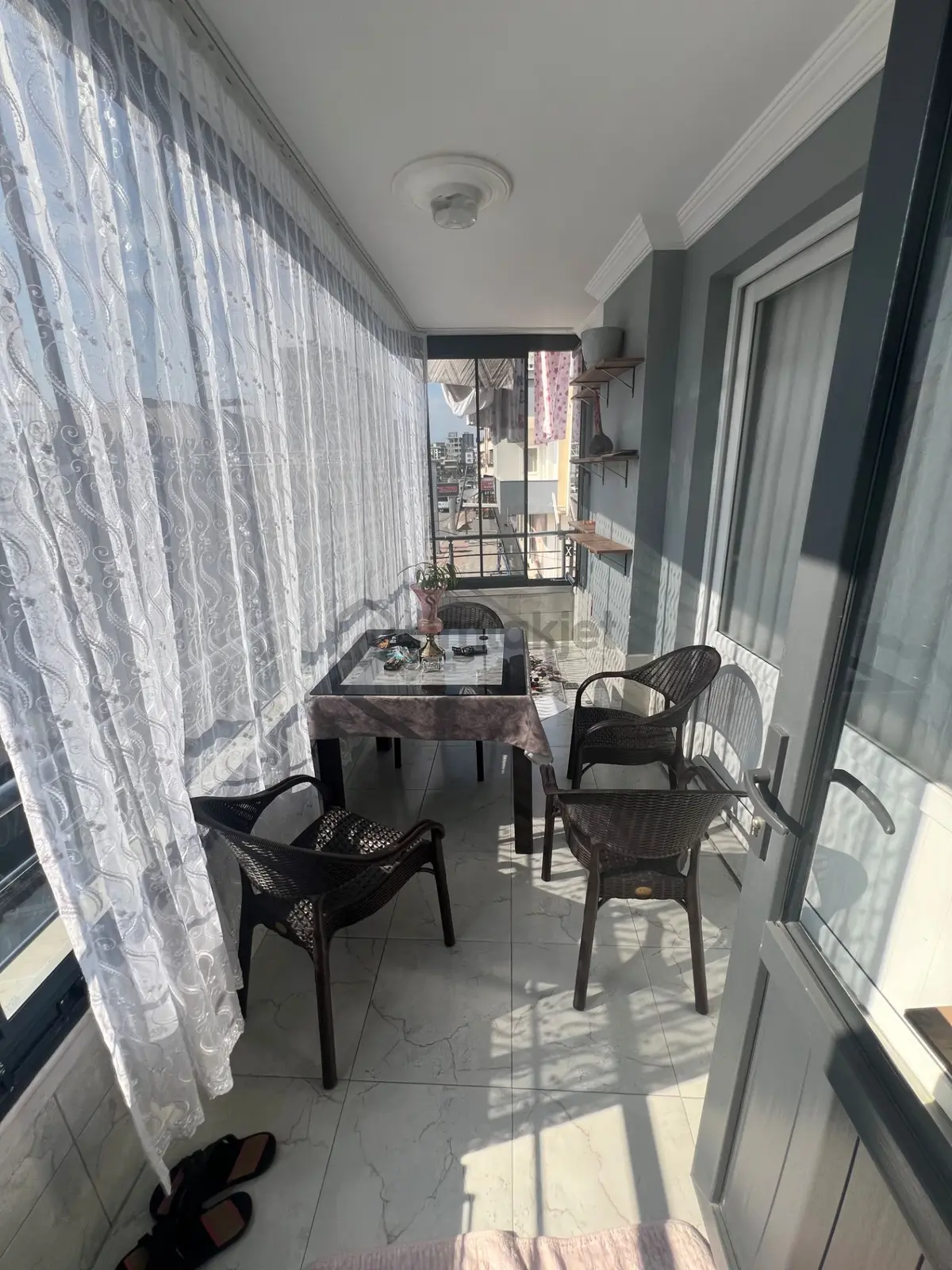 Prestij'den Yalınayak'ta Cadde Üzeri Asansörlü 2+1 Daire - 19