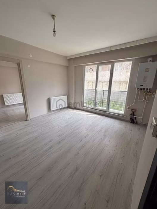 Ayşekadında 1+1 Kiralık Balkonlu Daire - 3