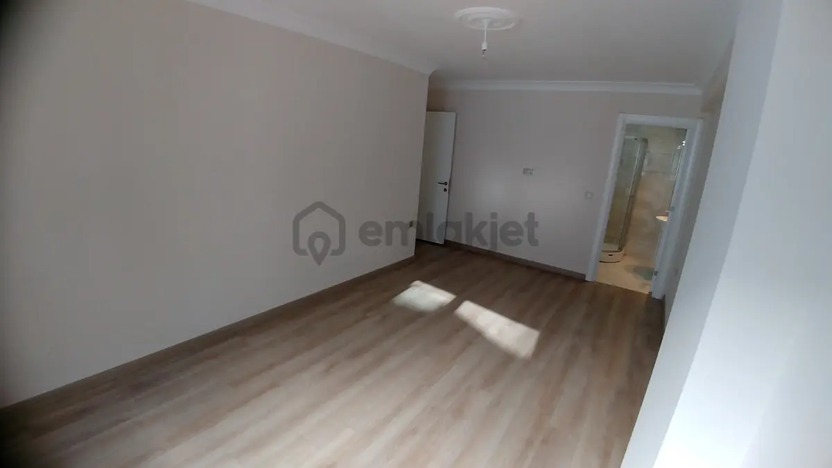 Suadiyede Yeni Binada 135 M2 Balkonlu 3+1 - 9