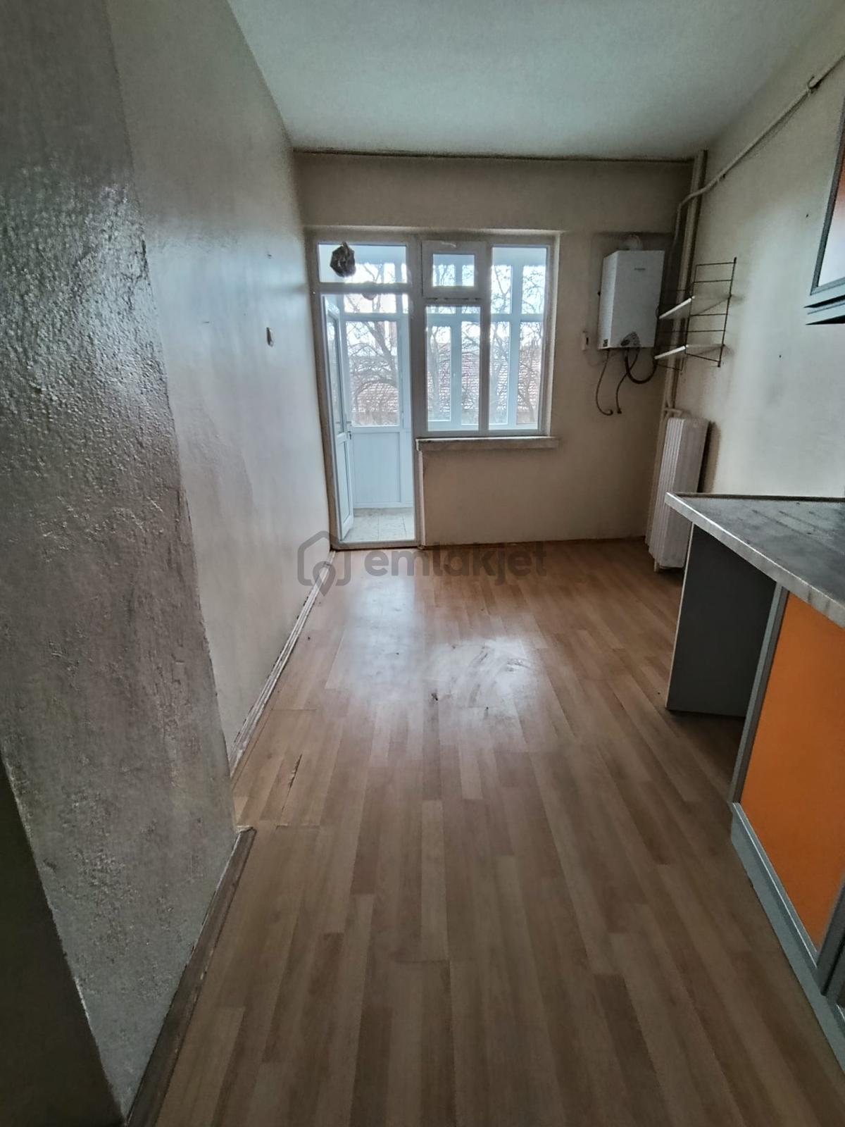 Sivrihisar 2 Caddesinde 2+1 Satılık Daire - 4