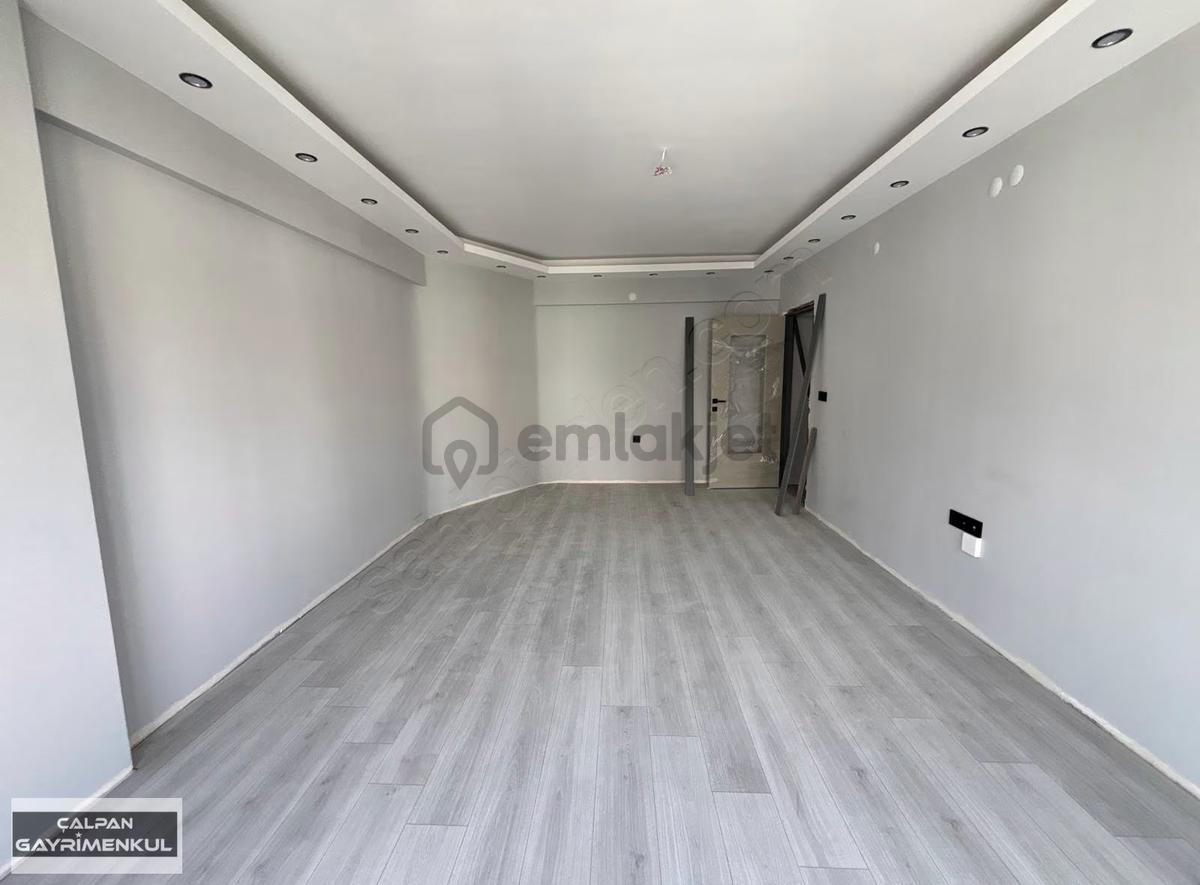 Kıbrısköy Mah. Yüksek Giriş 4+1 Ön Cephe Sıfır Binada Satılık