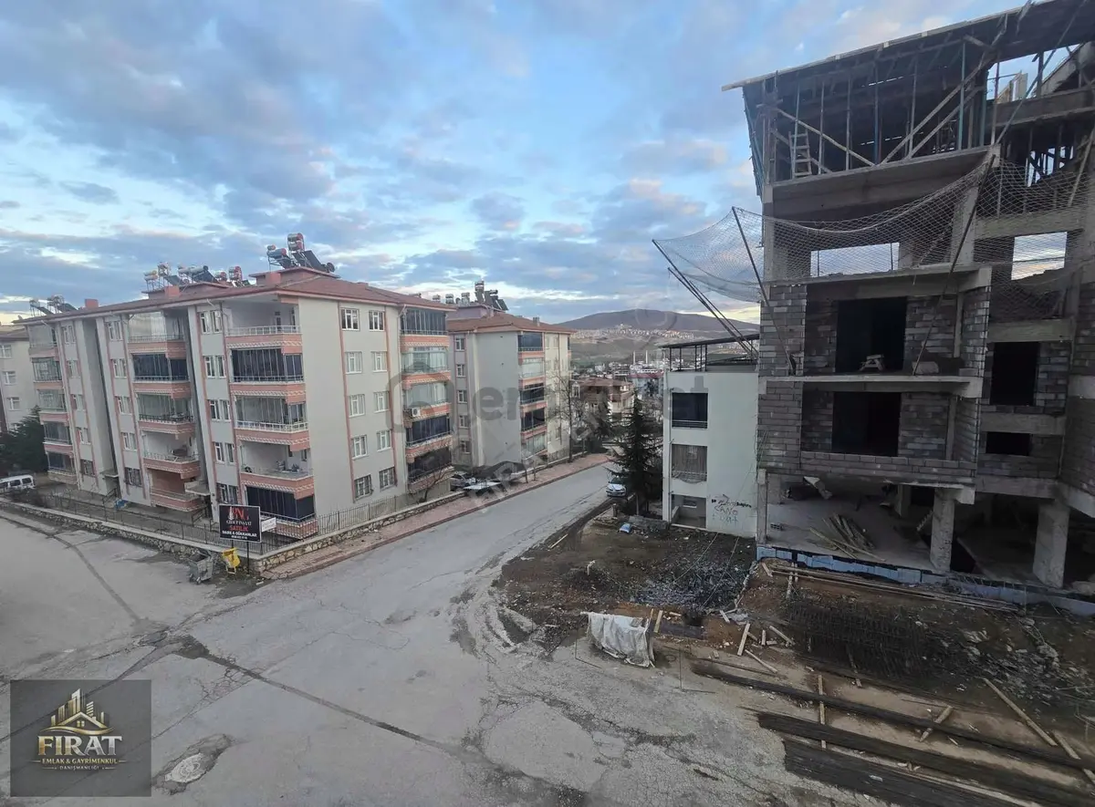 Abdullahpaşa'da Satılık 3+1 Daire, 175m², Merkezi Konum - 9