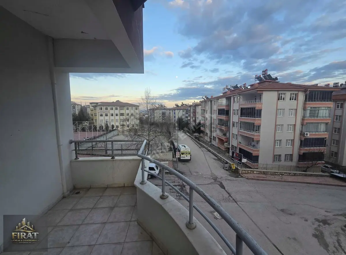 Abdullahpaşa'da Satılık 3+1 Daire, 175m², Merkezi Konum - 17