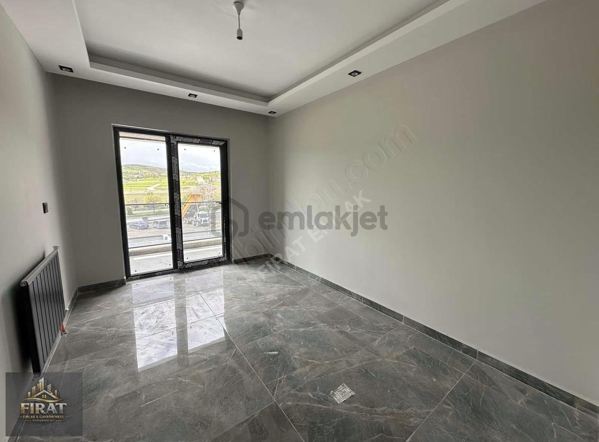 Satılık 1+1 Lüks Ofis - 60m² - Ana Cadde Üzeri - 10