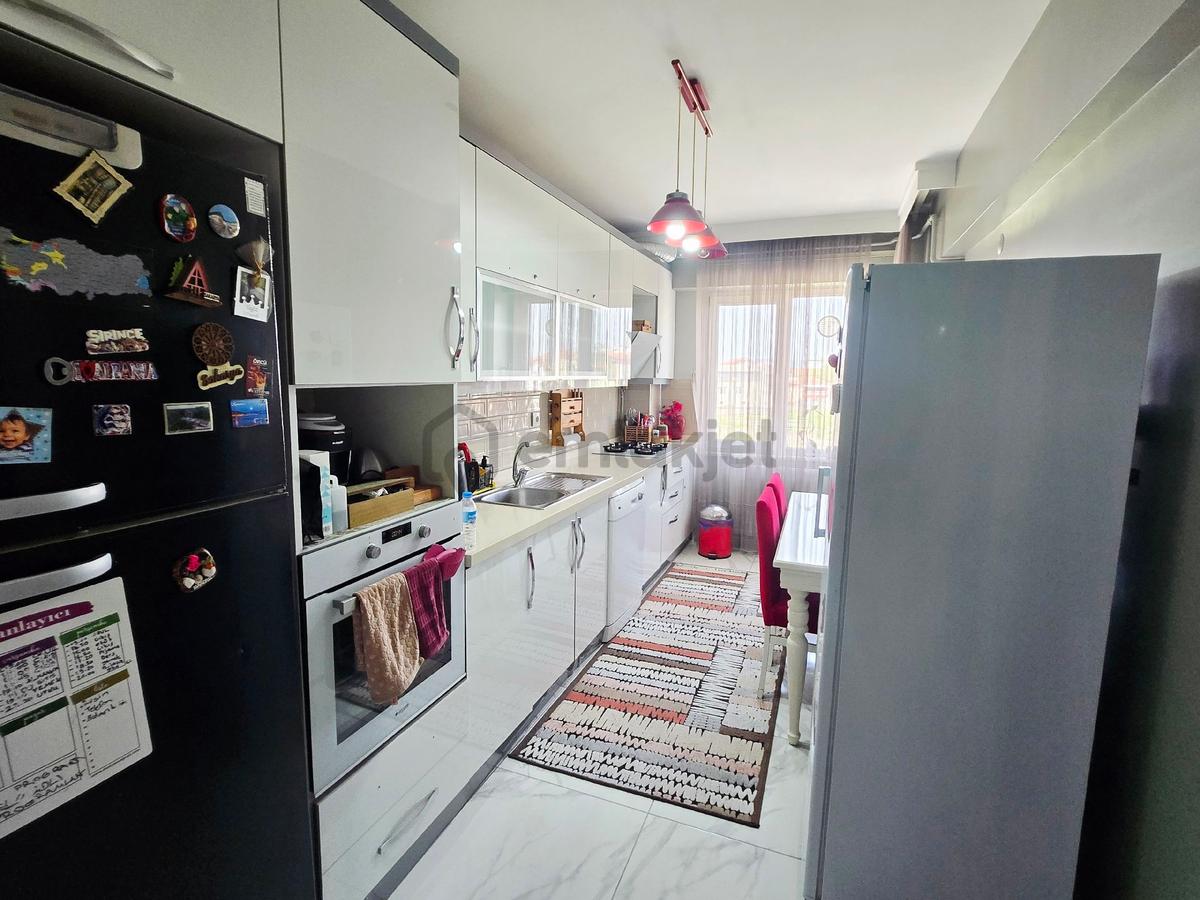 Remax Çark Cd Yakın 3. Kat Satılık Lüks Daire - 12