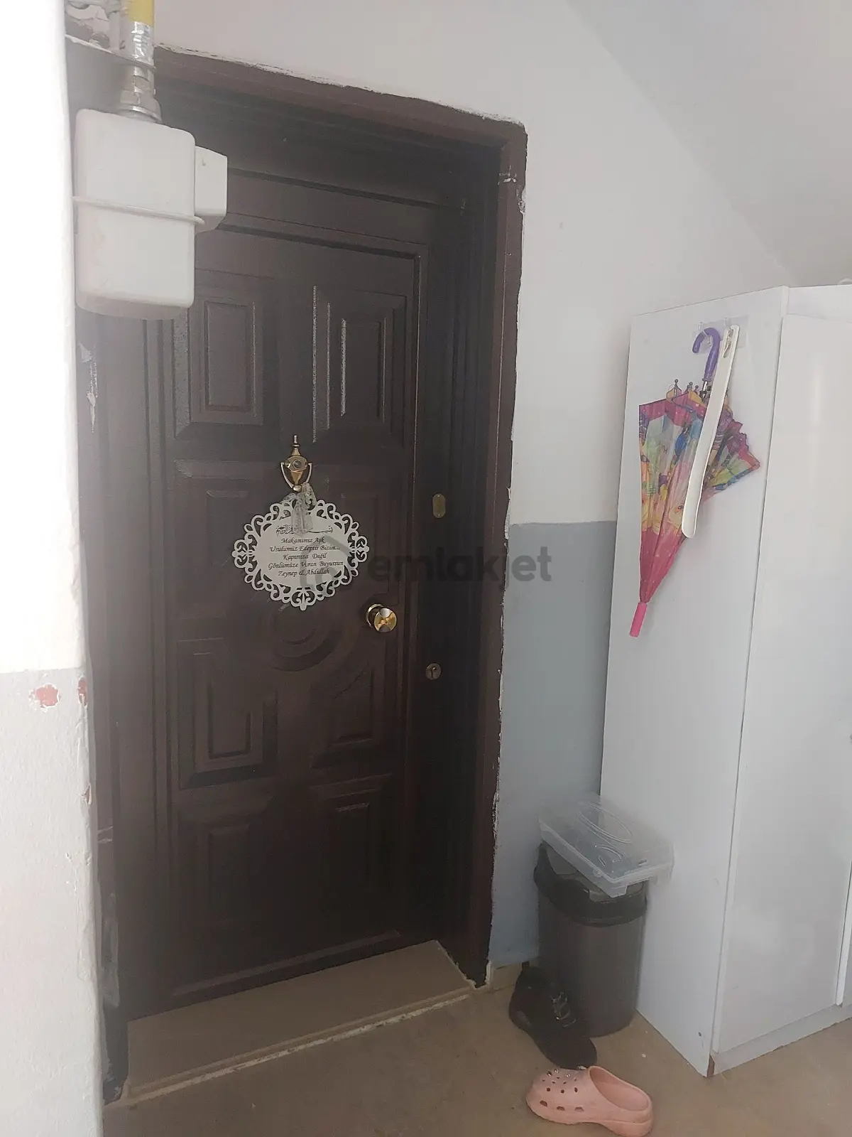 Konakta Satlık 2 Katlı Komple Bina - 4
