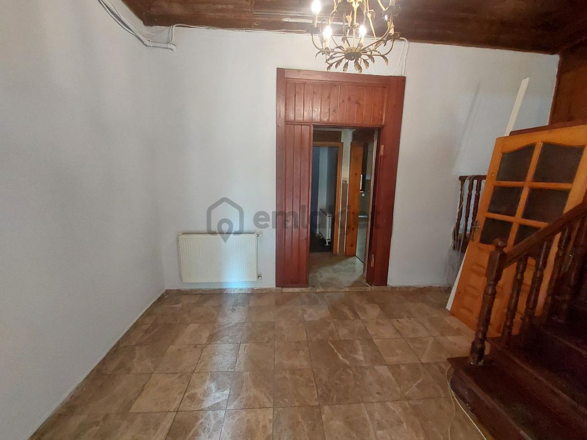 Zeynepkamil Kiralık 2,5 Katlı Müstakil Ev 10+1 - 3
