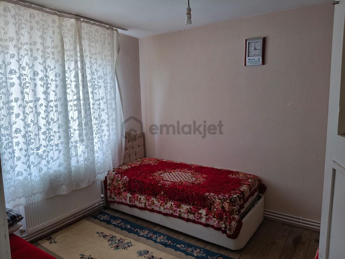 Atatürk Mahallesinde Cadde Üzeri 2+1 Daire - 14