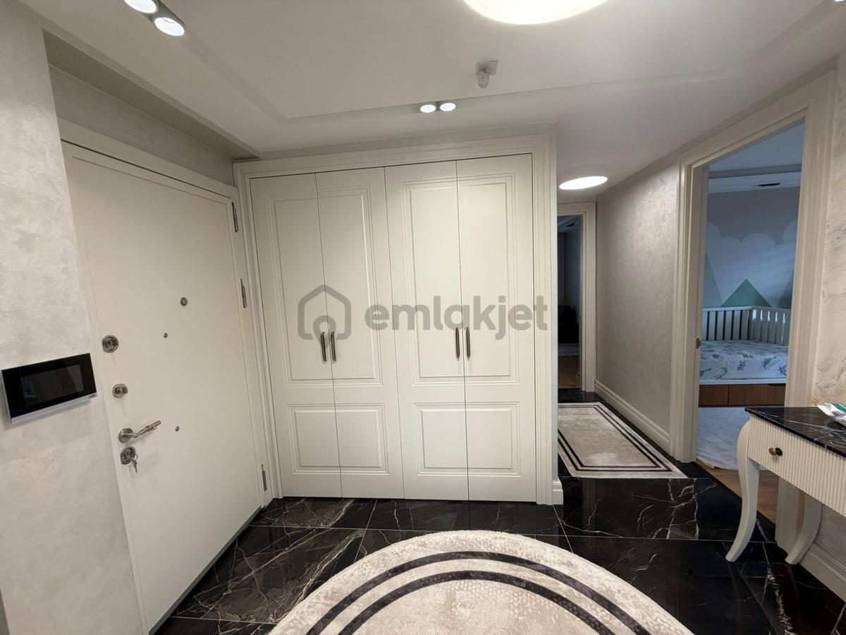 Barış'tan Site İçerisinde Özel Olarak Dizayn Edilmiş Lüks 4+1 - 21