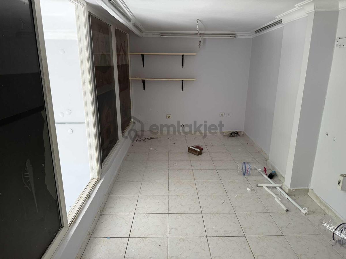 Düz Giriş Asma Katlı 50 M² Kiralık Dükkan - 13