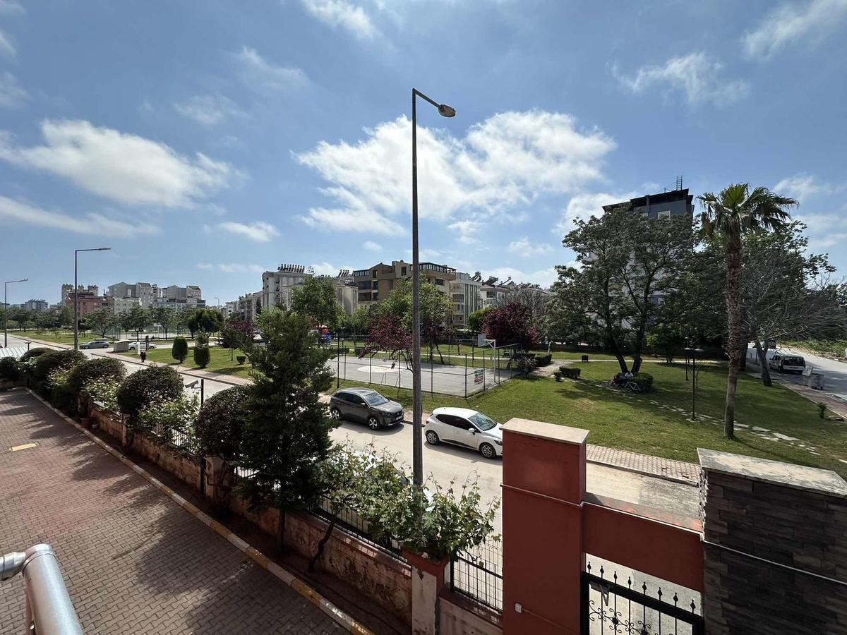 Havuzlu Sitede Ara Katta 2+1 Full Eşyalı Geniş Daıre - 14