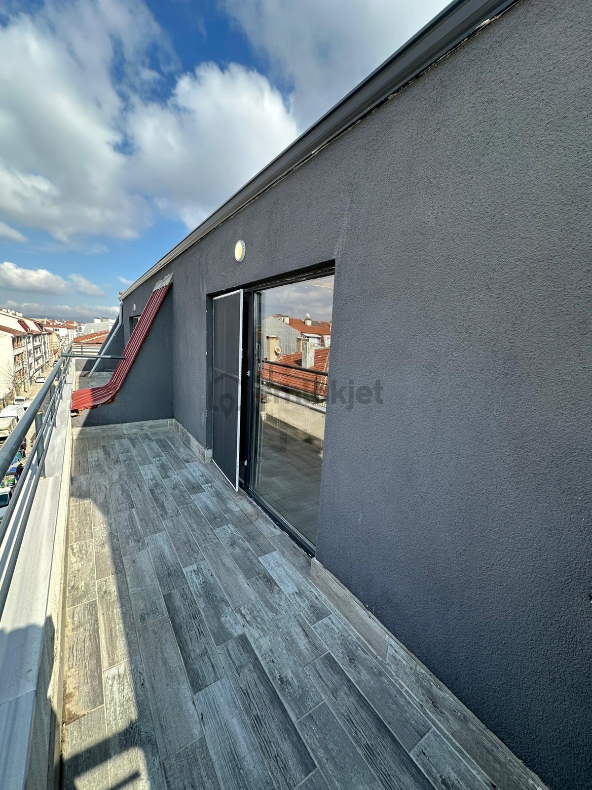 Sütlüce Mahallesi Geniş Ve Lüks 3+1 Dubleks Daire - 12