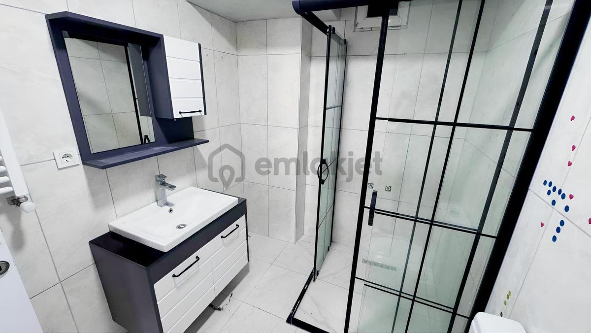 Tekirdağ / Muratlı / Fatih Mah / Çelikkol Apt / 2+1 - 12