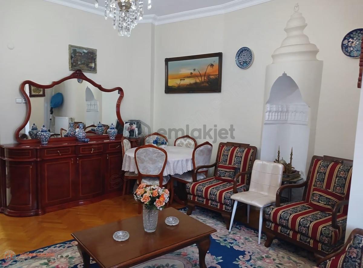 Heykel De Çok Özel Bir Daire - 21