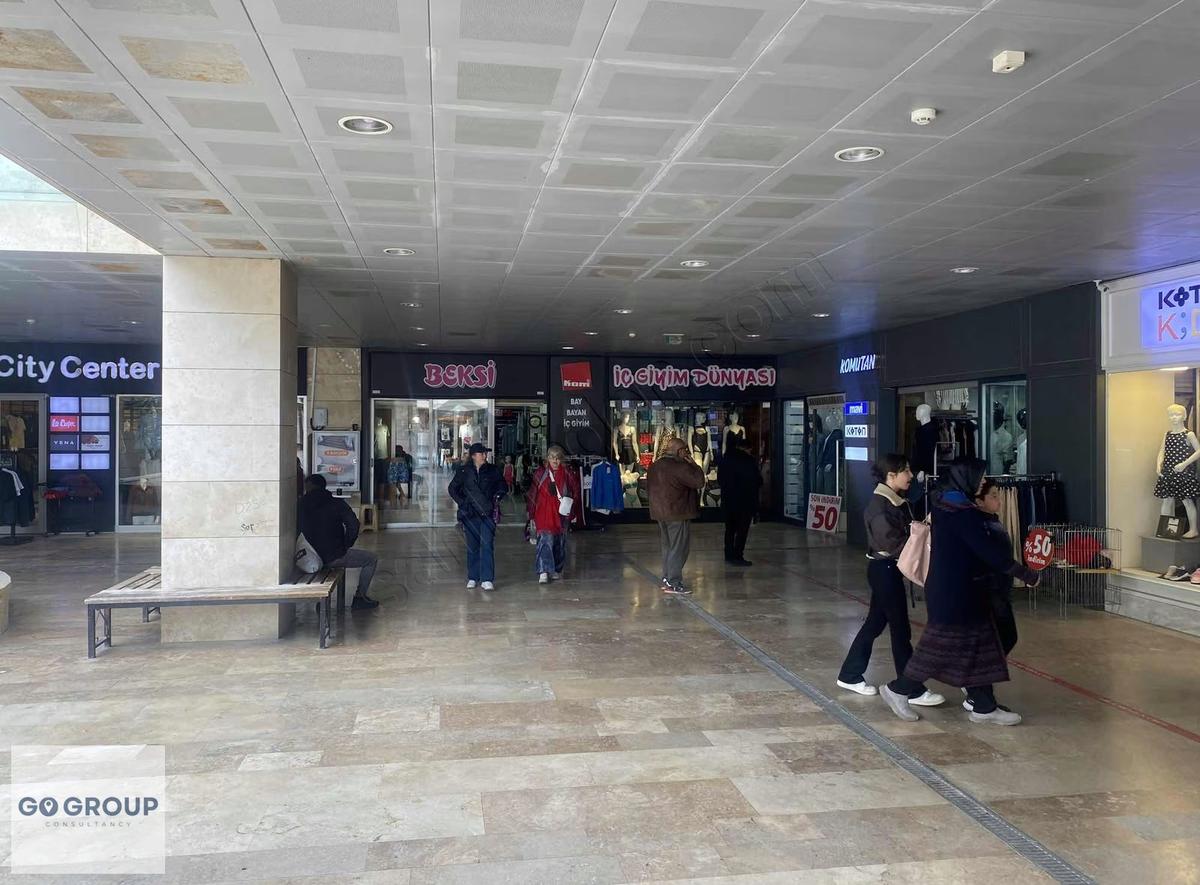 Urla'nın En Ünlü İç Giyim Butiği - 9