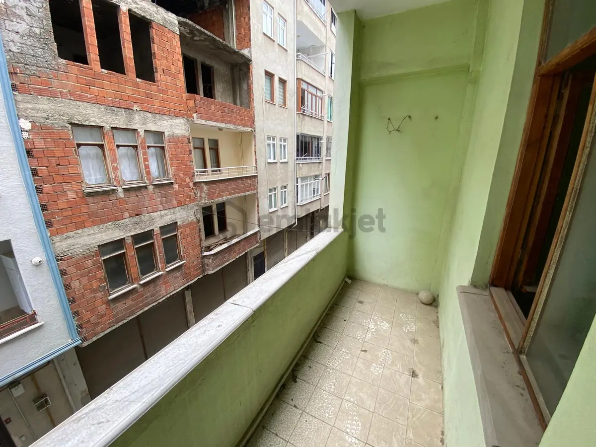 Trabzon Araklı Merkez'de Satılık Daire - 11