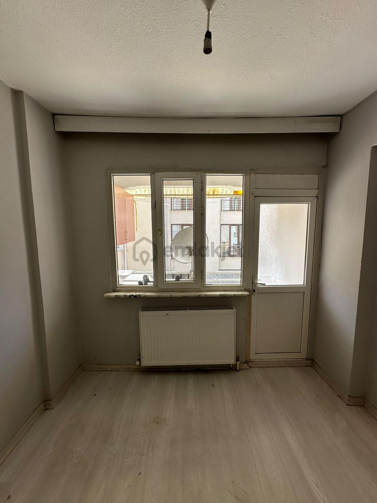 Gaziosmanpaşa Caddesinde Satılık Daire/ofis - 5