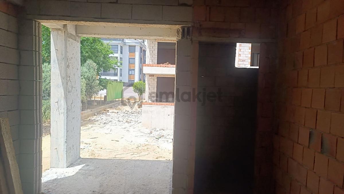 Akçaalan Mahallesinde Satılık 2+1 Daire - 2