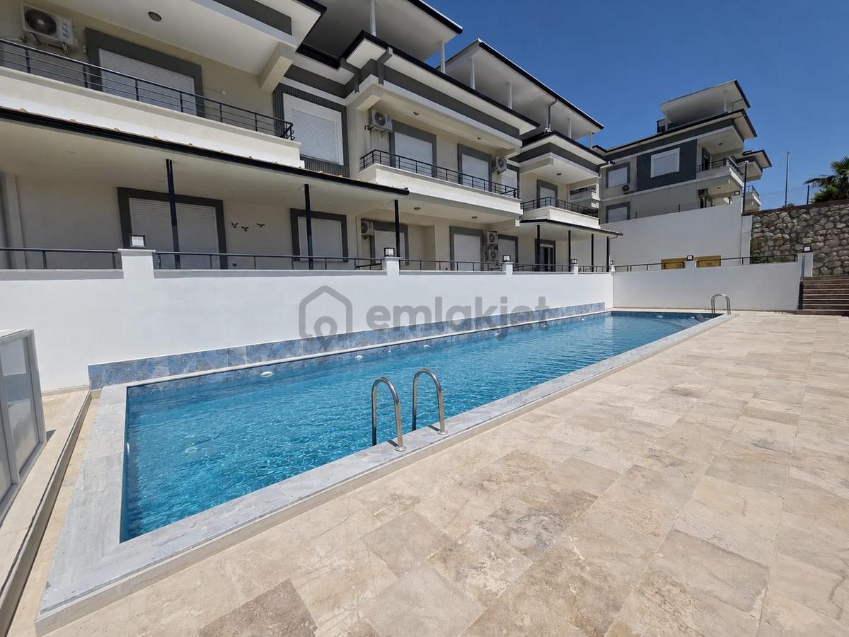 Havuzlu Site İçerisinde Full Eşyalı 2+1 Lüks Daire - 32