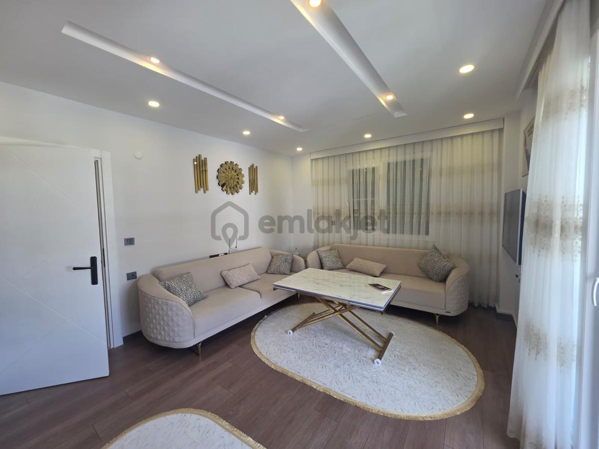 Havuzlu Site İçerisinde Full Eşyalı 2+1 Lüks Daire - 5
