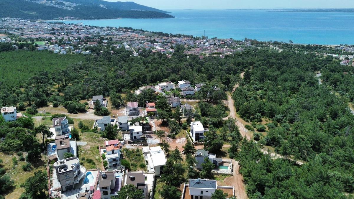 Merkezi Konumlu İmarlı Villa Arsası - 23