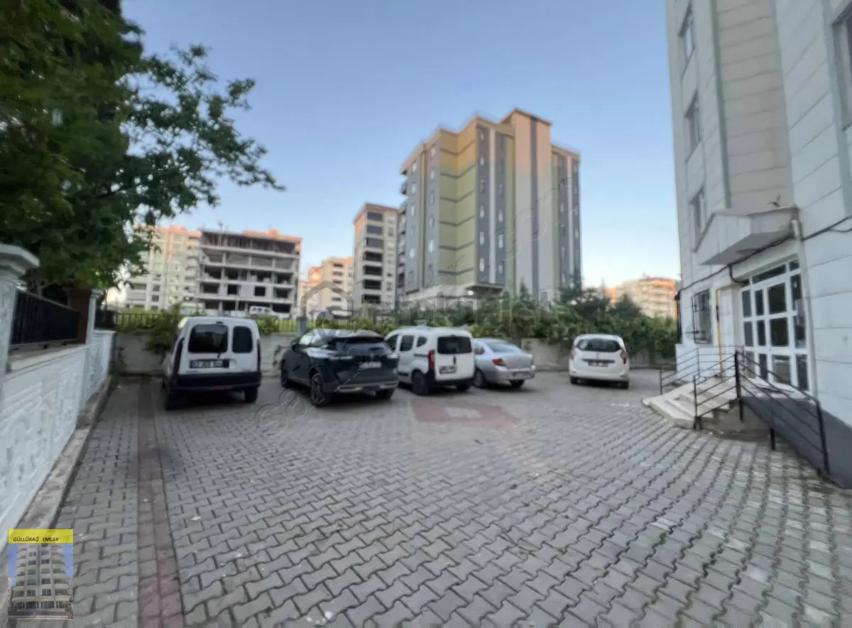 Karaköprü Güllübağ Mahallesinde Satılık 3+1 Daire - 19