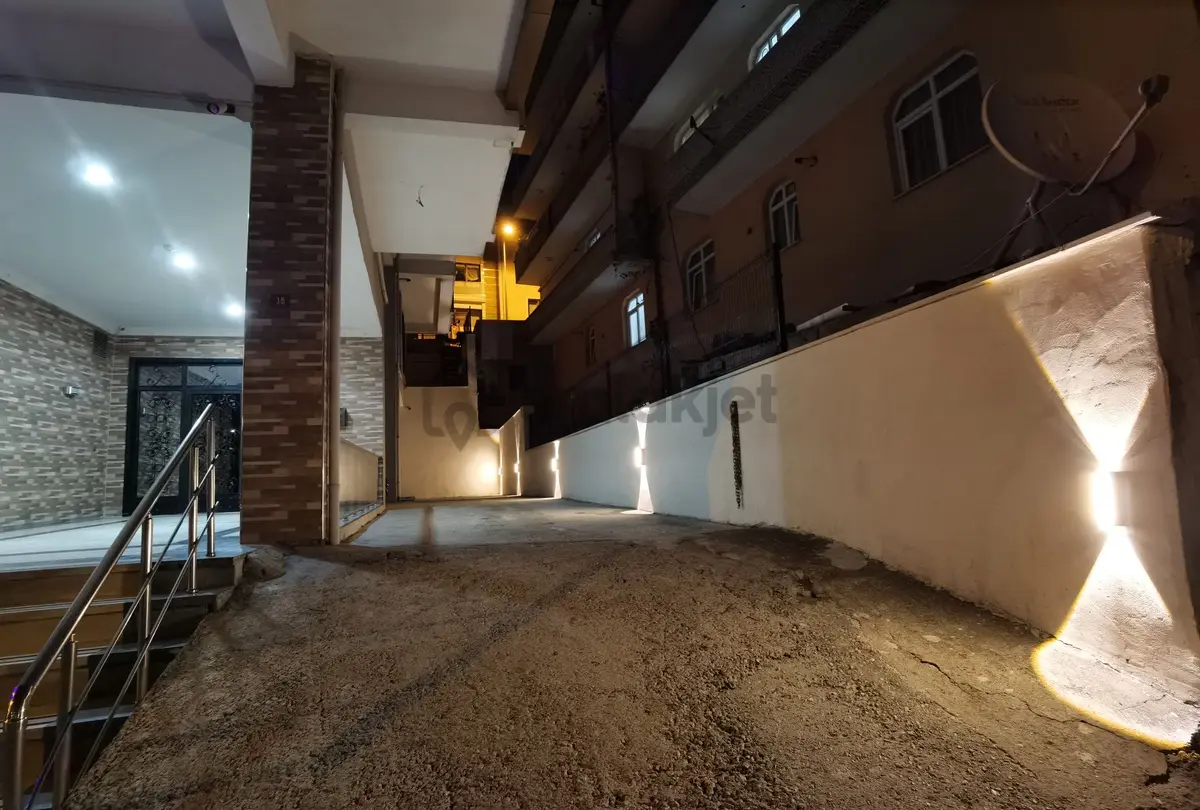Sahibinden 6+2 Dubleks - 65m2 Özel Otoparklı - 26