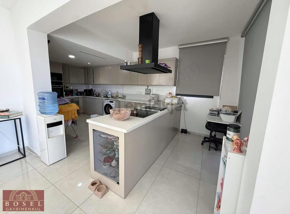 Deniz Manzaralı Havuzlu Müstakil Villa - 4