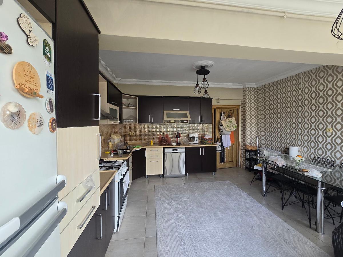 Satılık Ferrah Bakimli 3+1 Daire - 8