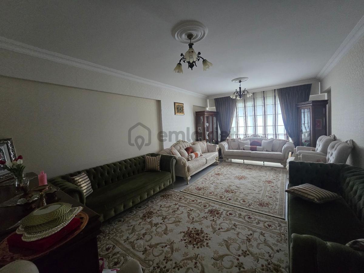 Satılık Ferrah Bakimli 3+1 Daire - 24