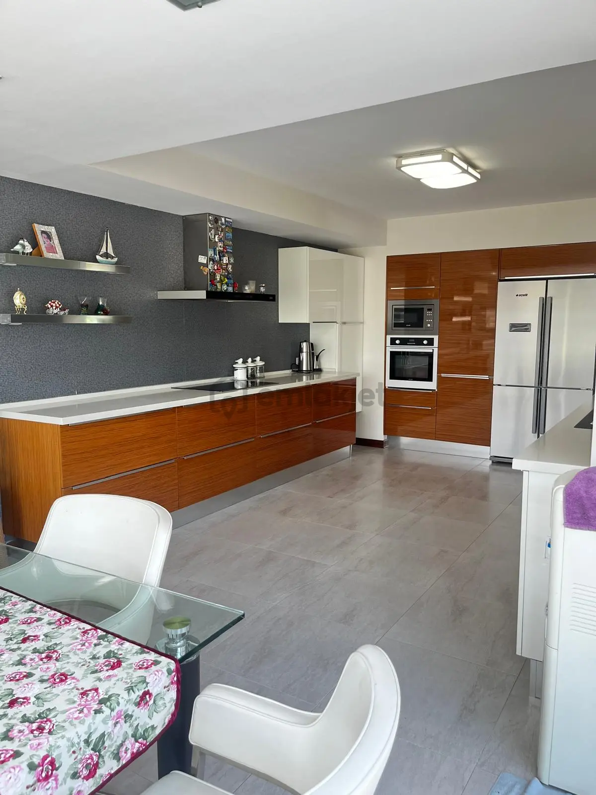 Dallıca Mevkisinde Lüxs Villa 4+1 Triplexs - 12