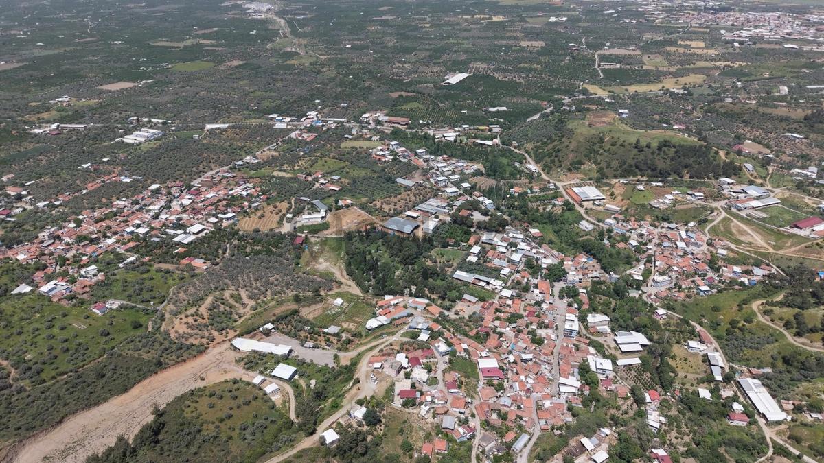 Kemalpaşa'da Köy İçinde Satılık 2 Kat İmarlı Arsa - 10