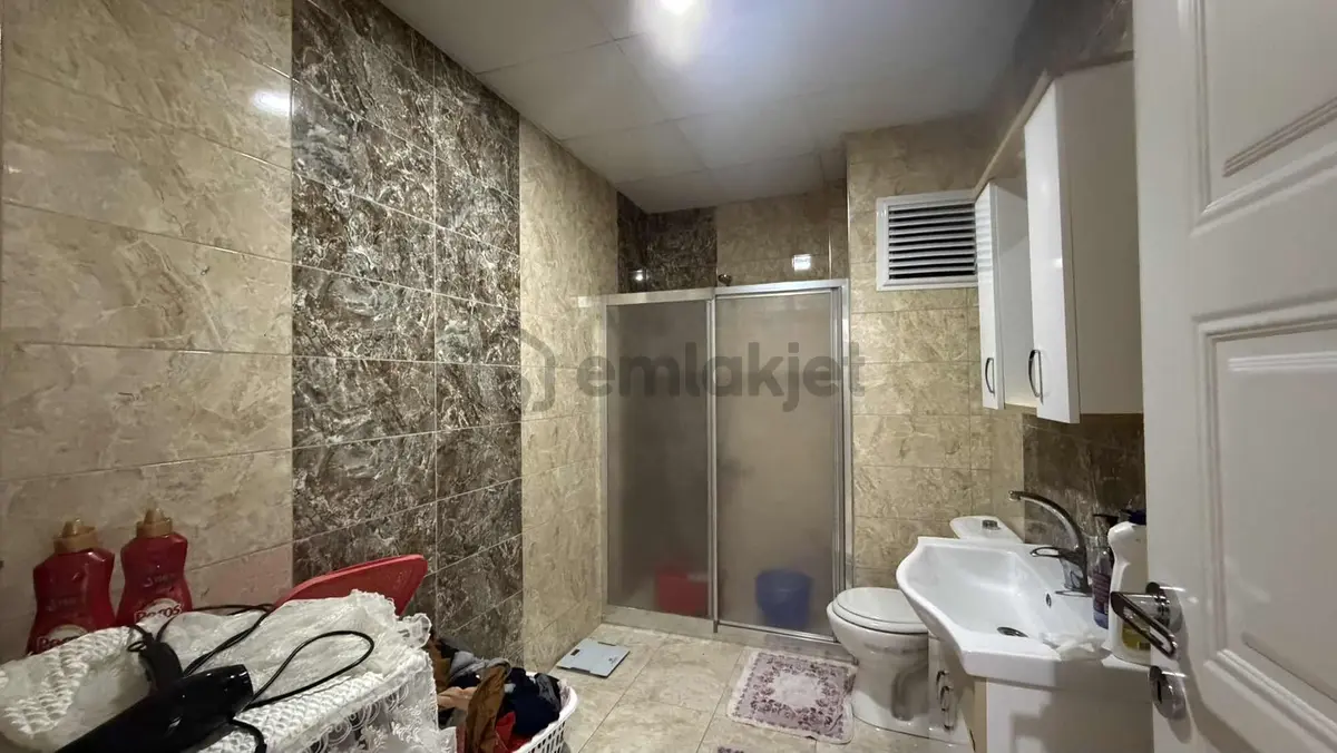 Remax Dem'den 13 Şubat Caddesinde 4+1 Satılık Daire - 10