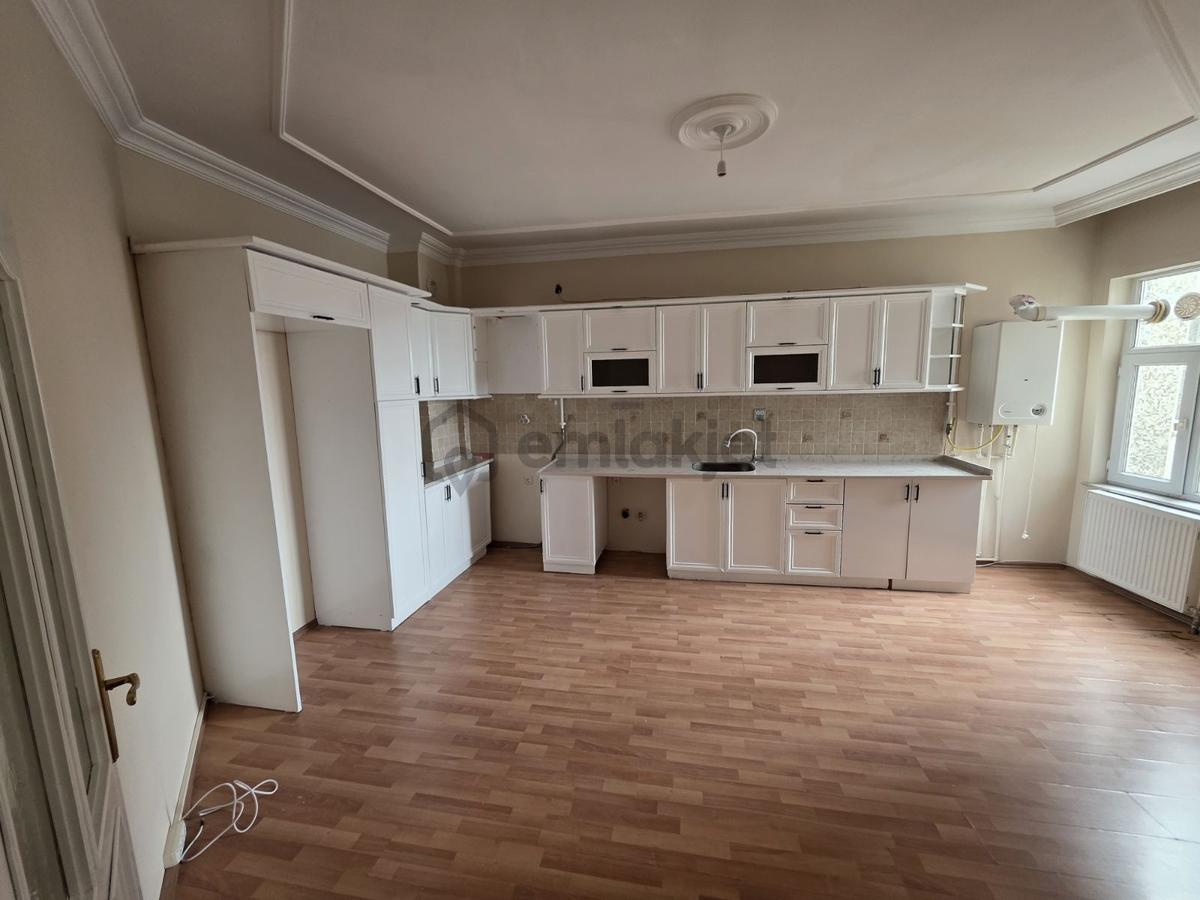 Kayakyolu Merkezinde Kiralık 3+1 Daire - 10