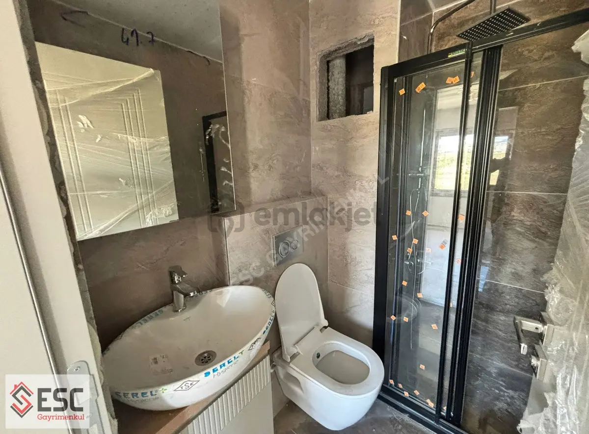 Mezitli 75. Yıl'da Ultra Lüks 3+1 Satılık Daire Esc2425 - 25