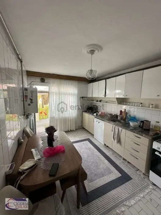 Veliefendi Mahallesinde Satılık 2+1 Daire - 10