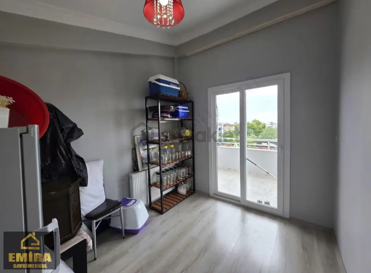 Bahcesehırde 5 +1 Genis Oturumlu Teraslı Dublex Daire - 16