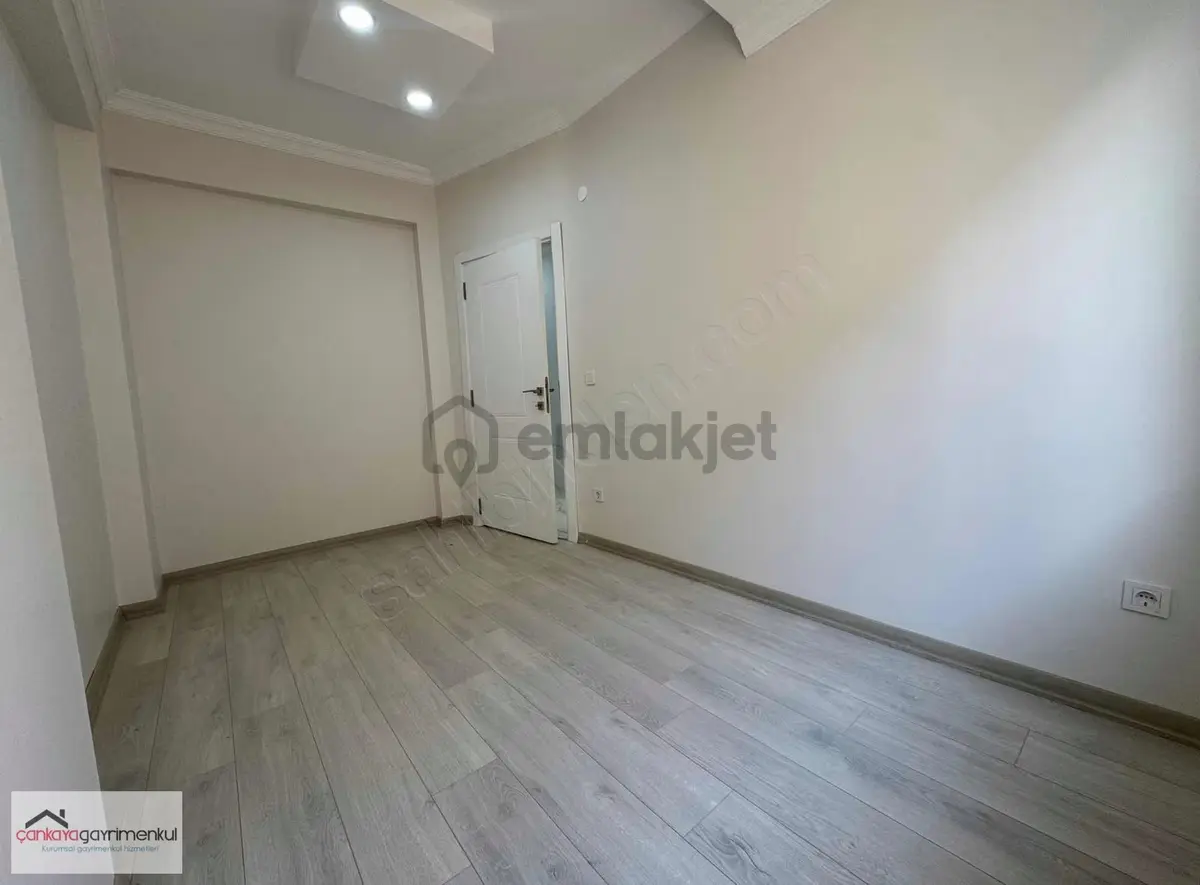 Mehmet Akif'de 2+1 Sıfır 1.kat Daire!! - 12
