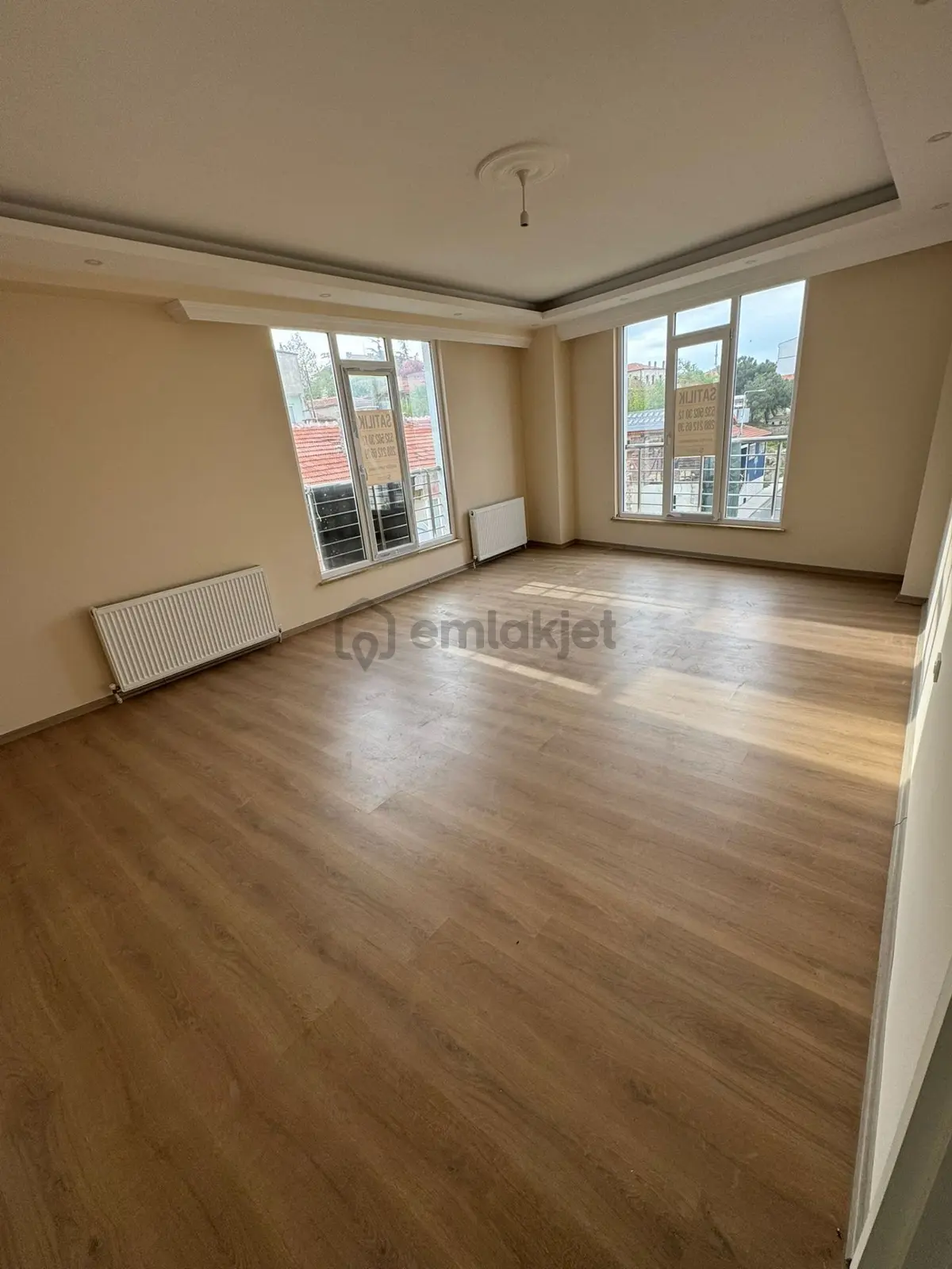 Namazgah Caddesinde Satılık 2+1 Sıfır Daire - 2
