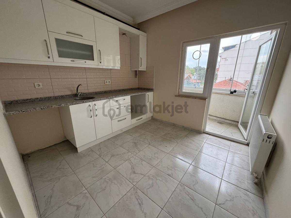 Namazgah Caddesinde Satılık 2+1 Sıfır Daire - 8
