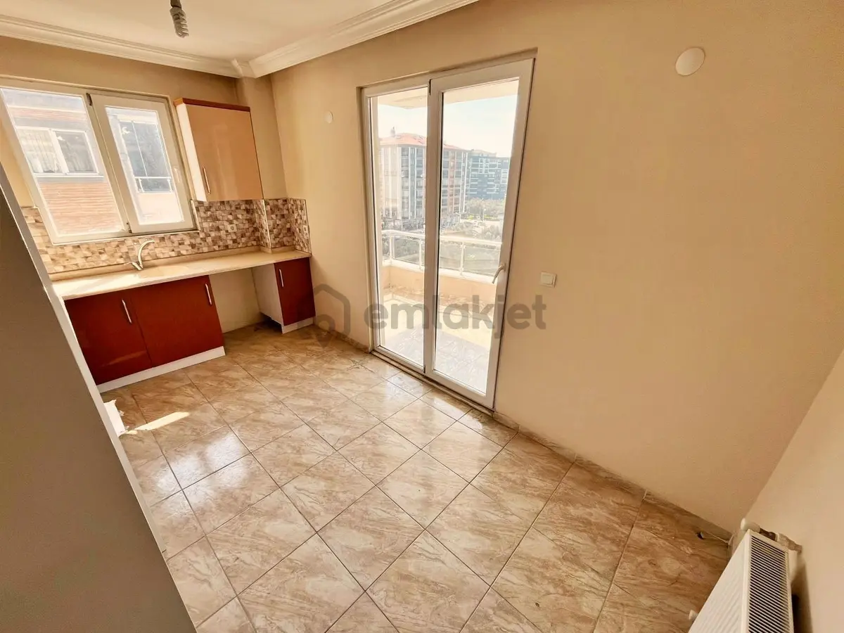 🏠blue Life Egen'den Gerçek İlan-kadıköy'de 3+1 Ön Cephe En Üst Kat Severlere Asansörlü Daire - 9