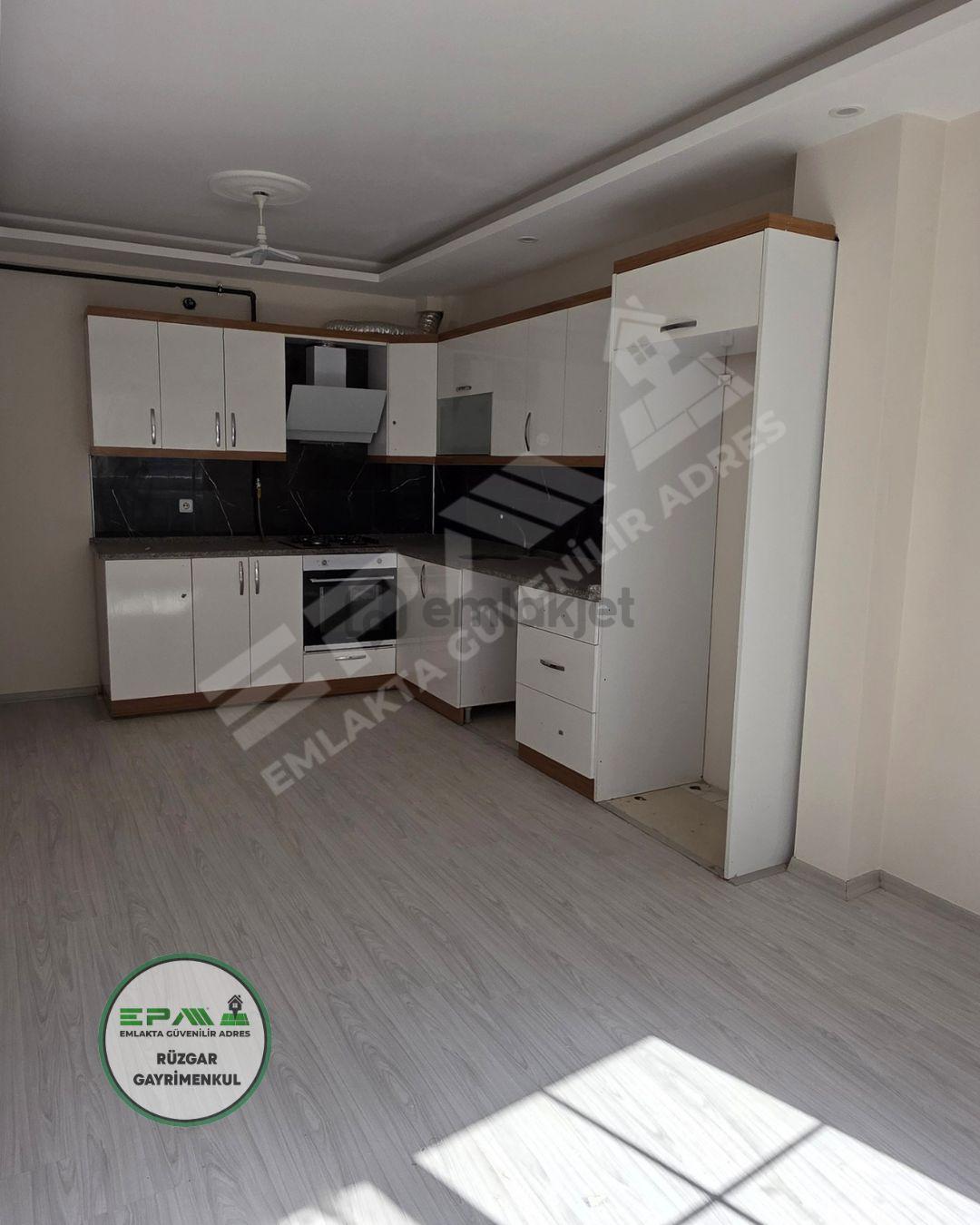 Manisa/yunusemre/muradiye 2+1 -- 90 M² Arakat