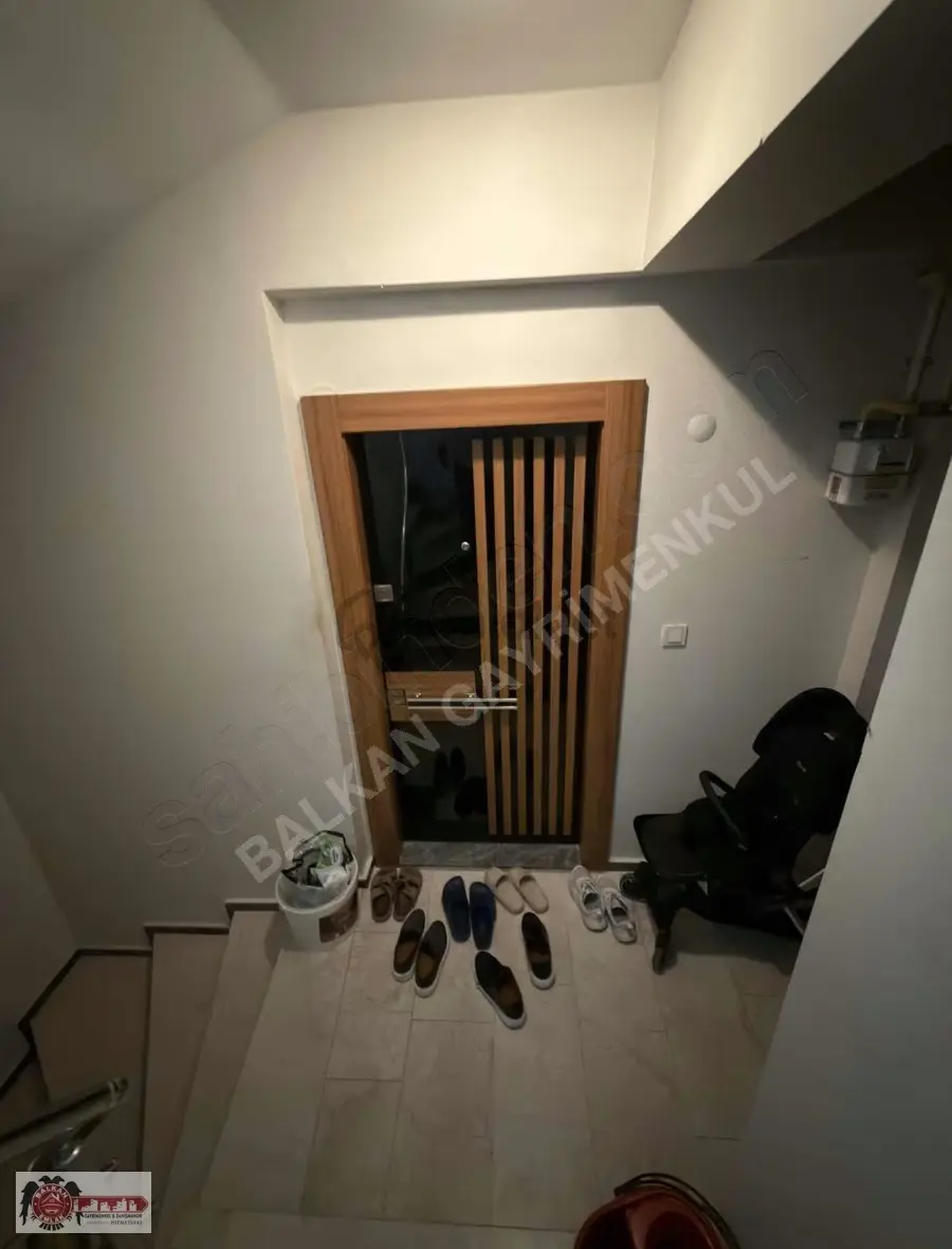 Kartaltepe'de Satılık Teraslı 5+2 Geniş Dubleks Daire - 6