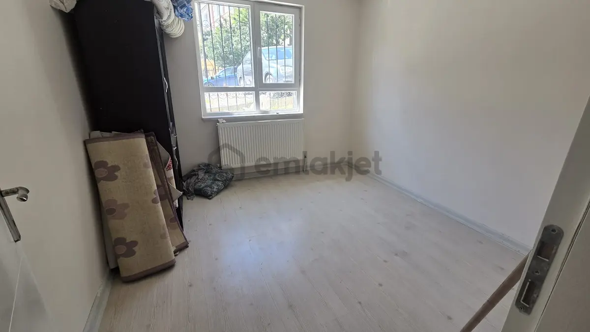 Bahçelerüstü Mah 2+1 Zemin Ön Cephe Balkonlu 100 M2 - 3