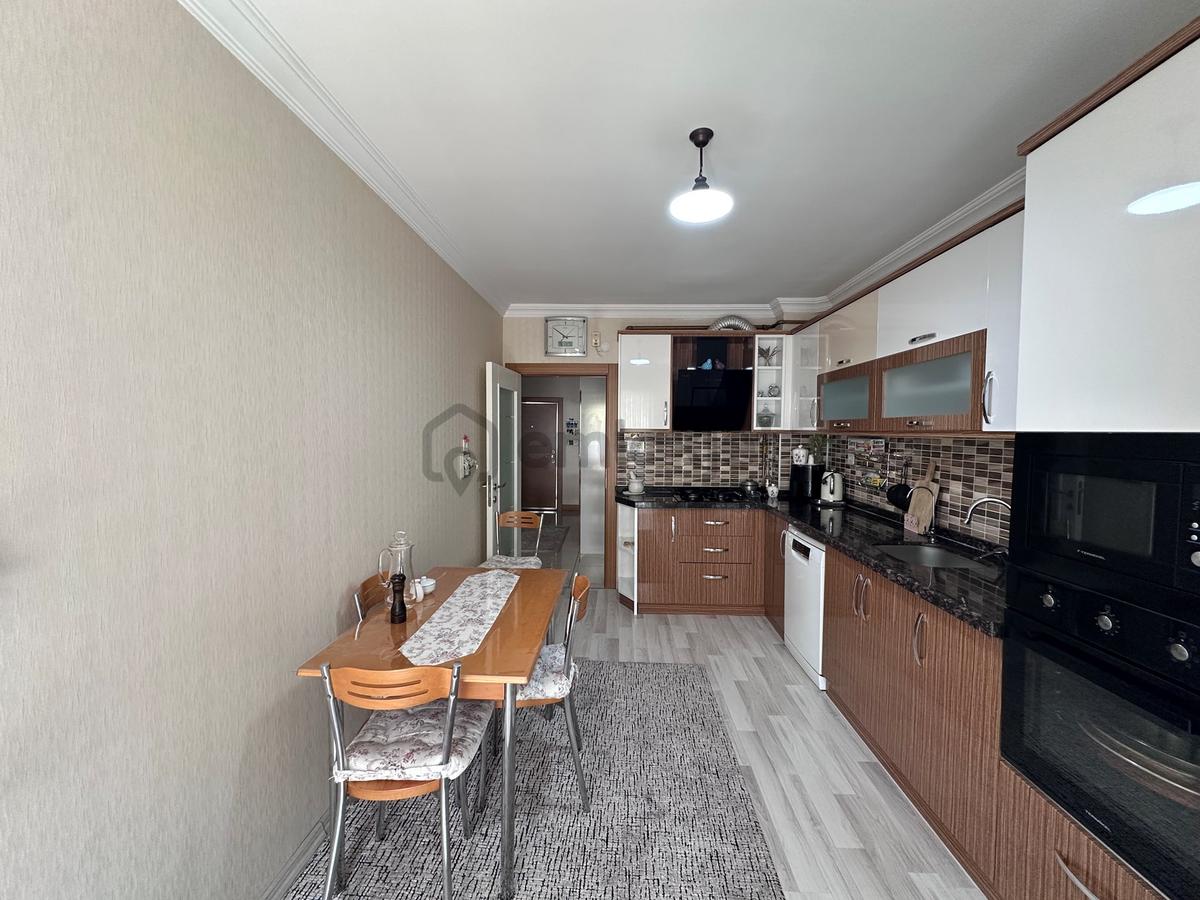 Keçiören Bağlarbaşında Site İçerisinde Asansörlü Daire - 4