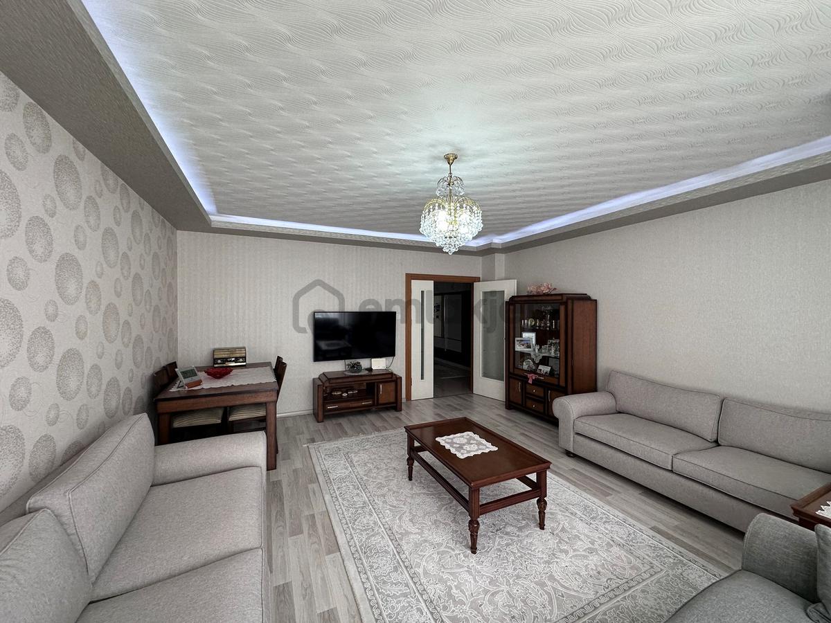 Keçiören Bağlarbaşında Site İçerisinde Asansörlü Daire - 14