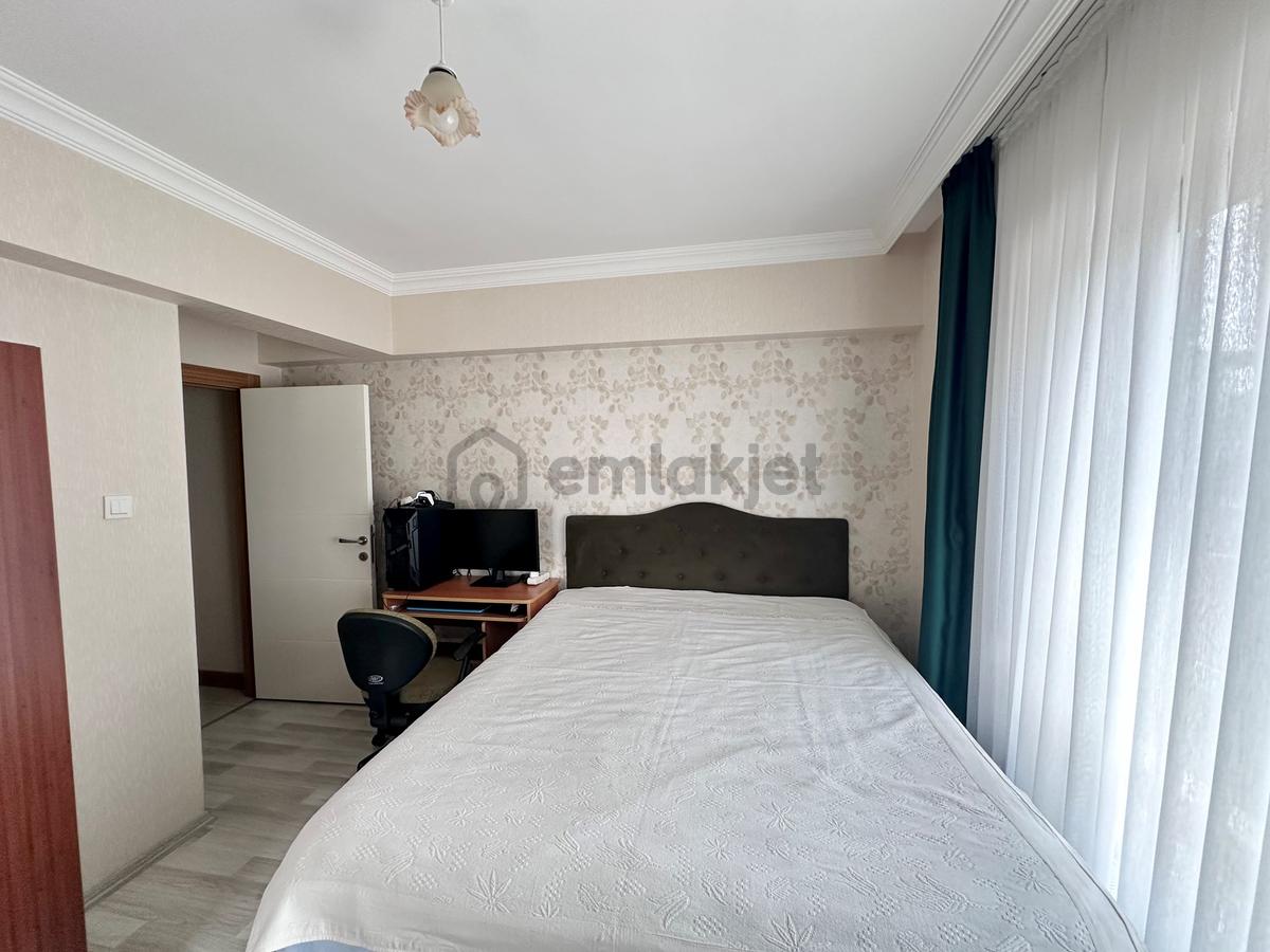 Keçiören Bağlarbaşında Site İçerisinde Asansörlü Daire - 18